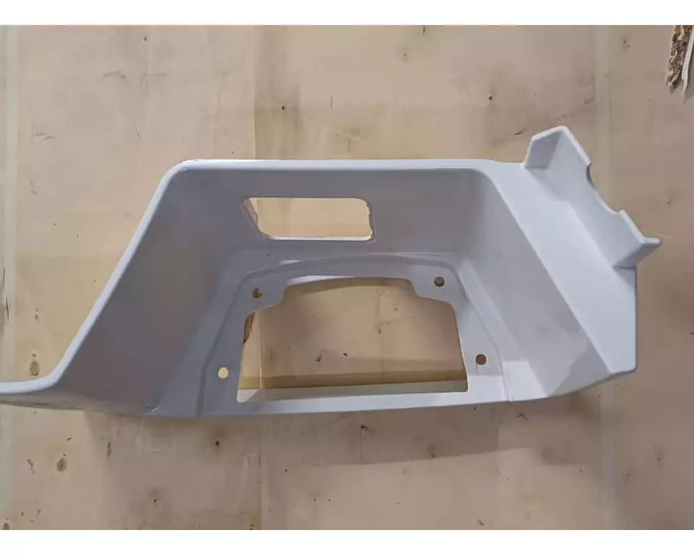 Подножка правая Sitrak CHINA